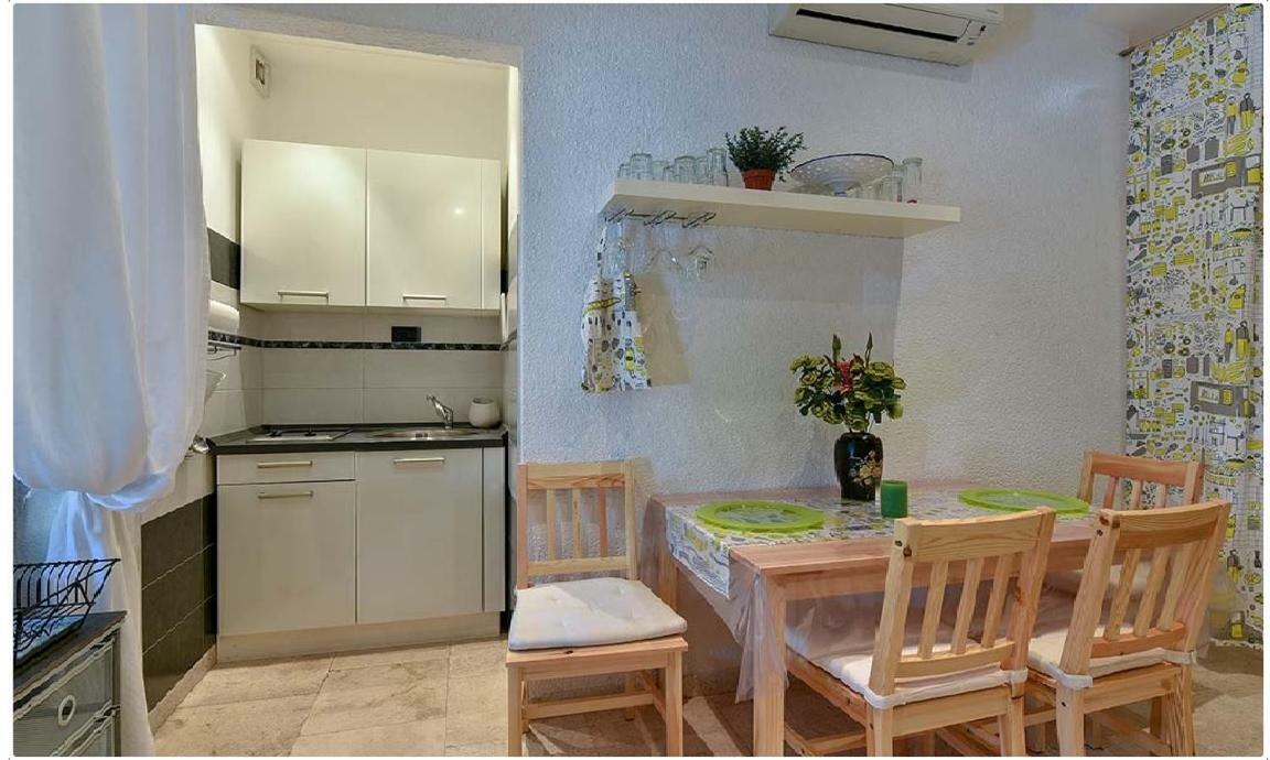 Studio Melanija Rovinj Extérieur photo